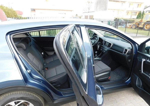 Kia Sportage cena 74980 przebieg: 156200, rok produkcji 2020 z Przedbórz małe 596